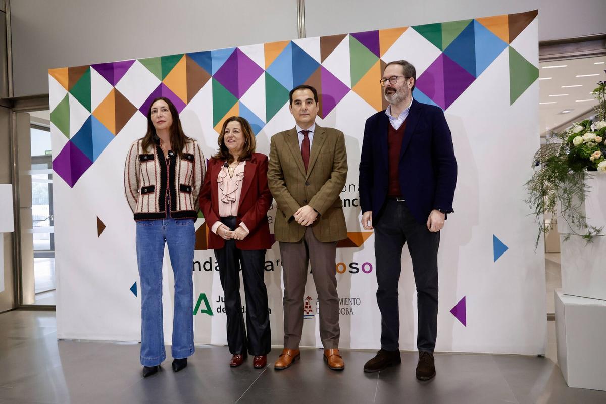 Los consejeros de Desarrollo Educativo y Formación Profesional, Inclusión Social, Juventud, Familias e Igualdad y Justicia, Administración Local y Función Pública, María del Carmen Castillo, Loles Lopez y José Antonio Nieto, abren en Córdoba la segunda jornada del ‘Congreso Nacional para la Convivencia en la Era Digital: Andalucía Frente al Acoso’. LUGAR: Centro de Exposiciones, Ferias y Convenciones de Córdoba (CEFC)