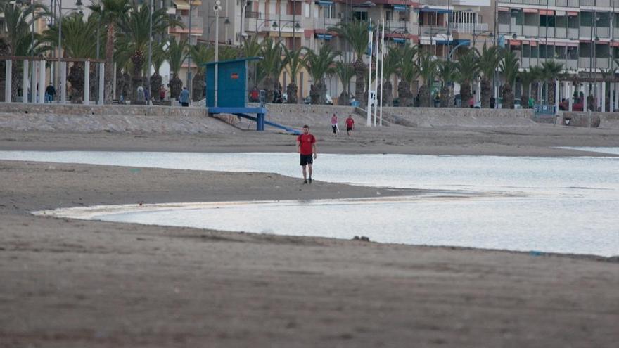 López Miras pide a los murcianos no trasladarse a la playa o el campo