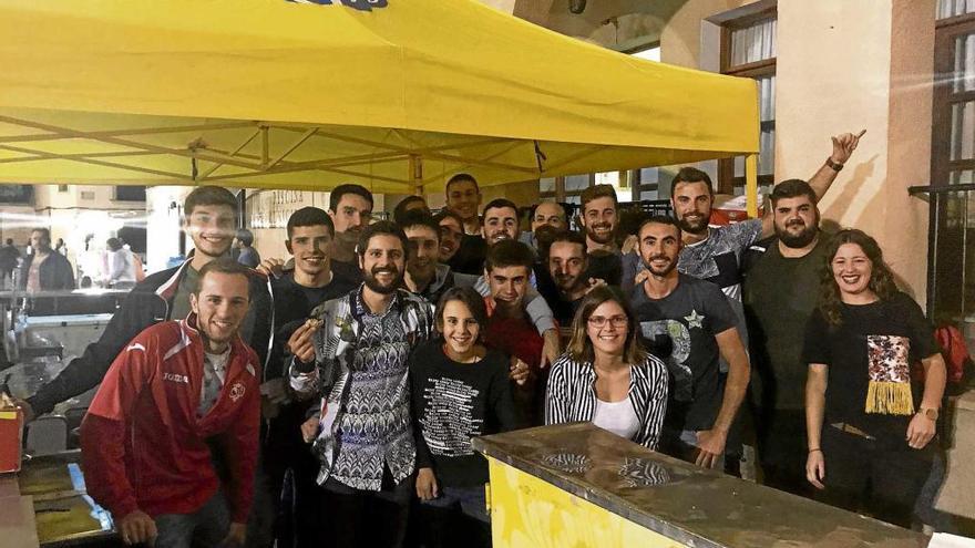 Sant Joan conjuga gastronomía  y cultura en su &#039;Festa des Botifarró&#039;