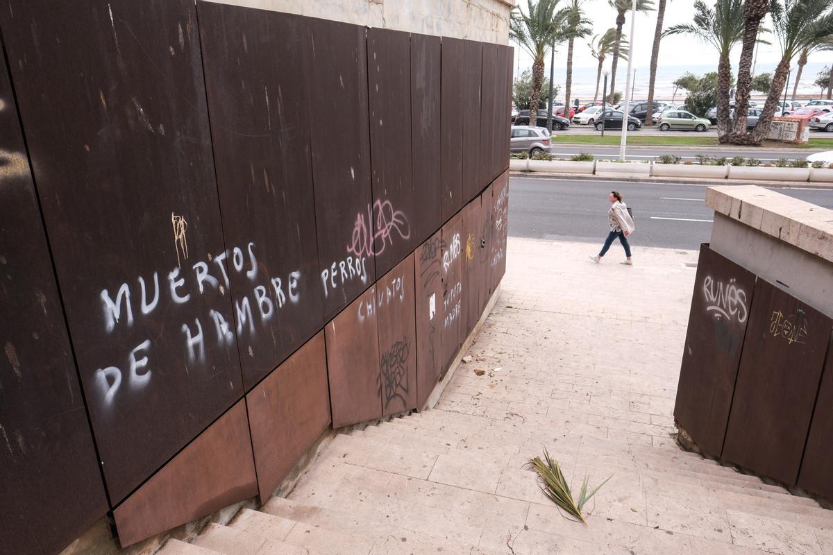 Pintadas frente al Postiguet, en una imagen reciente