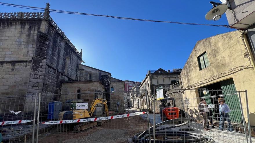 El tripartito dice que la obra de Estrela está paralizada, aunque desconocía el hallazgo arqueológico