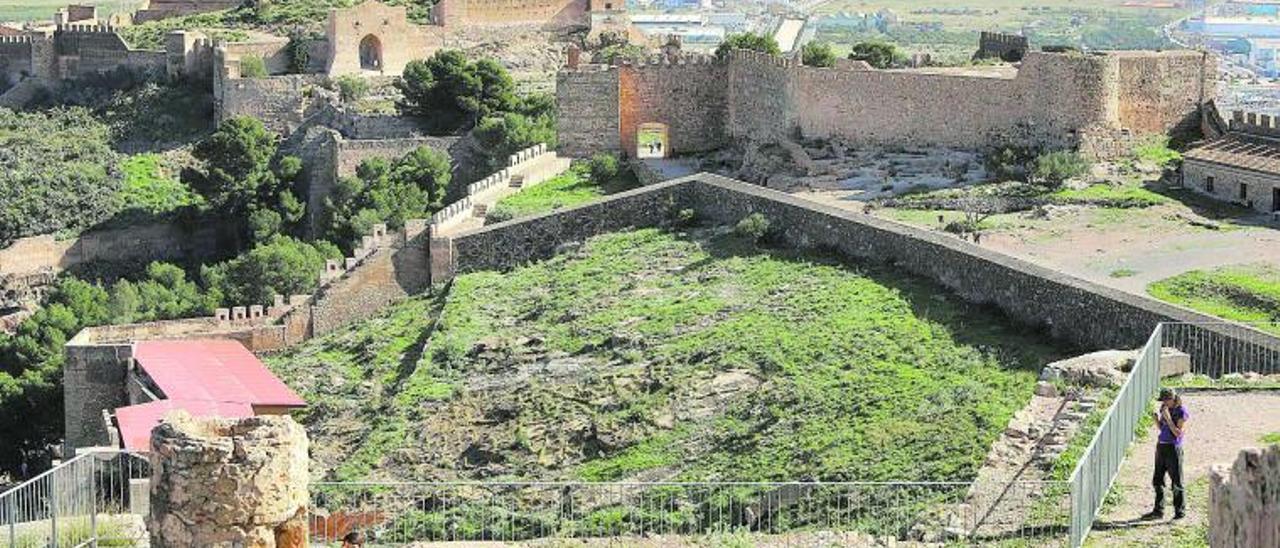 Una inversión de un millón 
euros acondicionará al fin a 
las visitas el Castillo de Sagunt