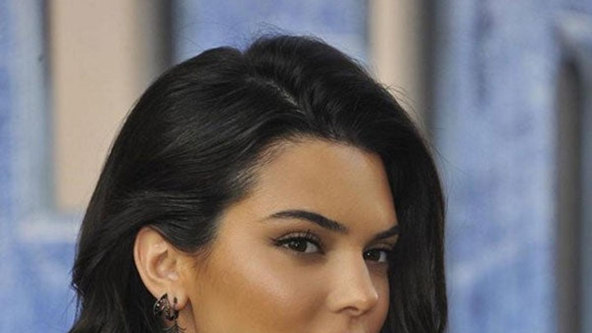 Kendall Jenner vuelve a posar desnuda