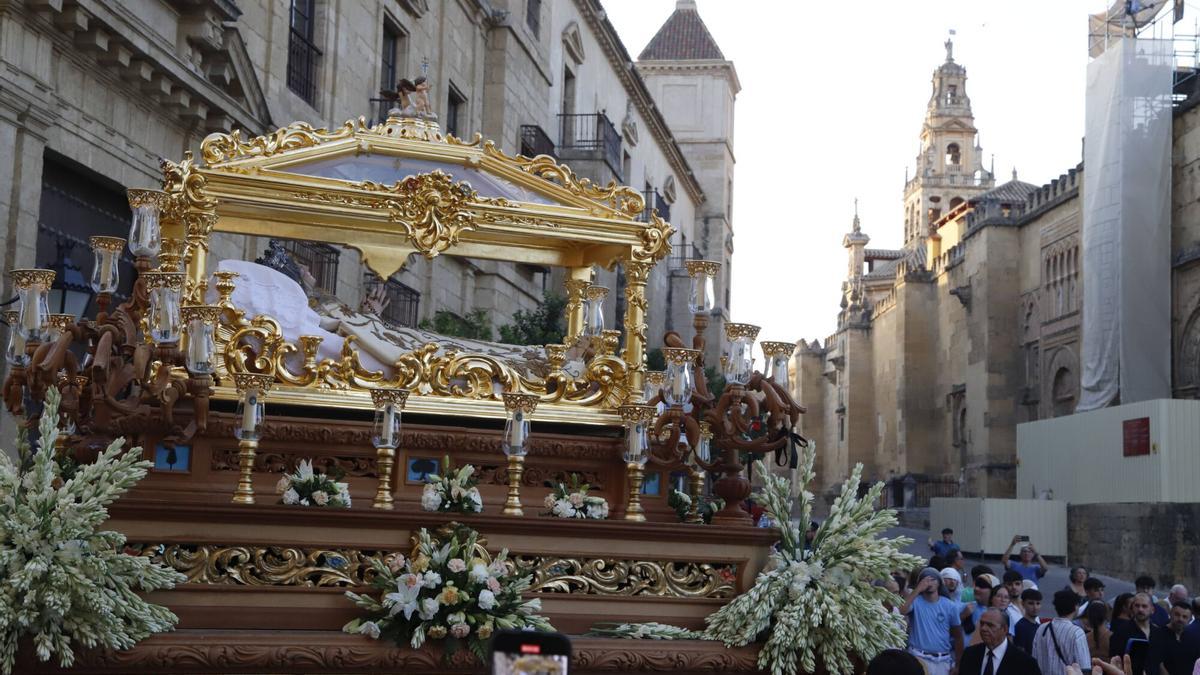 horario, recorrido de la procesión y paso por la Mezquita-Catedral