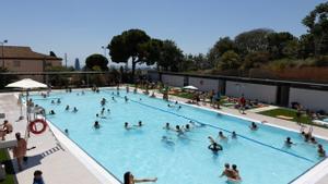 La piscina exterior de verano del CEM Guinardó, en Barcelona