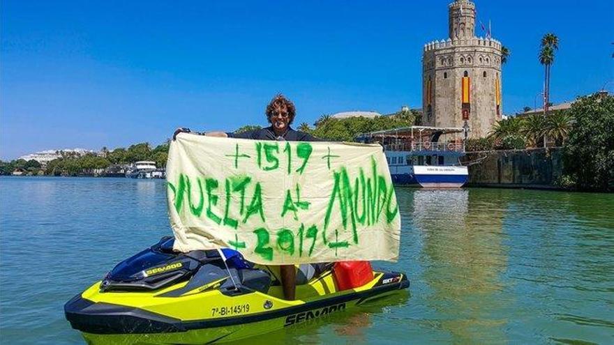 Álvaro de Marichalar y su vuelta al mundo en moto acuática