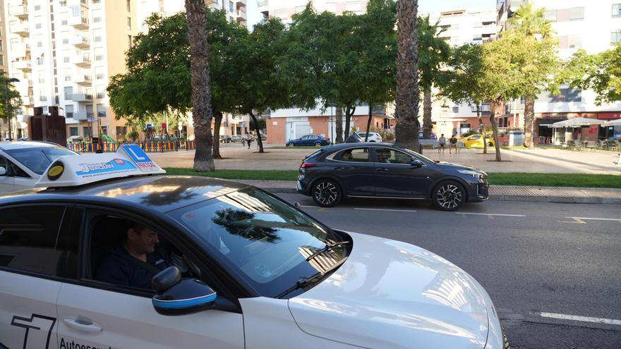 La lista de espera para sacarse el carnet ronda los 4.500 aspirantes en Castellón