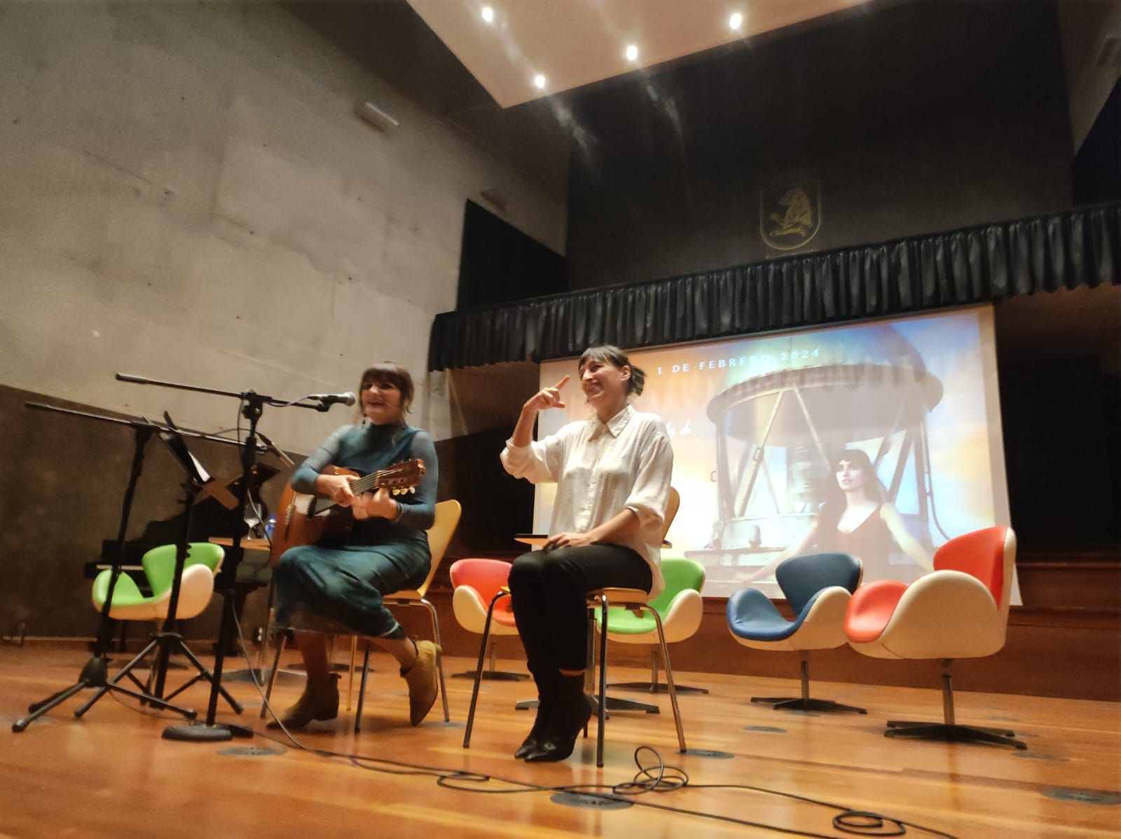 EN IMÁGENES: Rozalén presenta junto a JK Álvarez el spot de promoción de Valdés con su música
