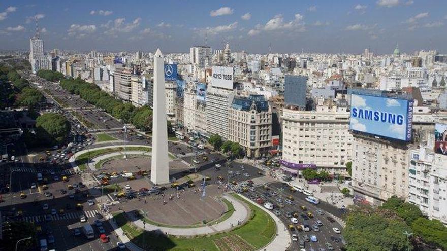 El FMI aprueba un nuevo desembolso de 5.400 millones de dólares a Argentina