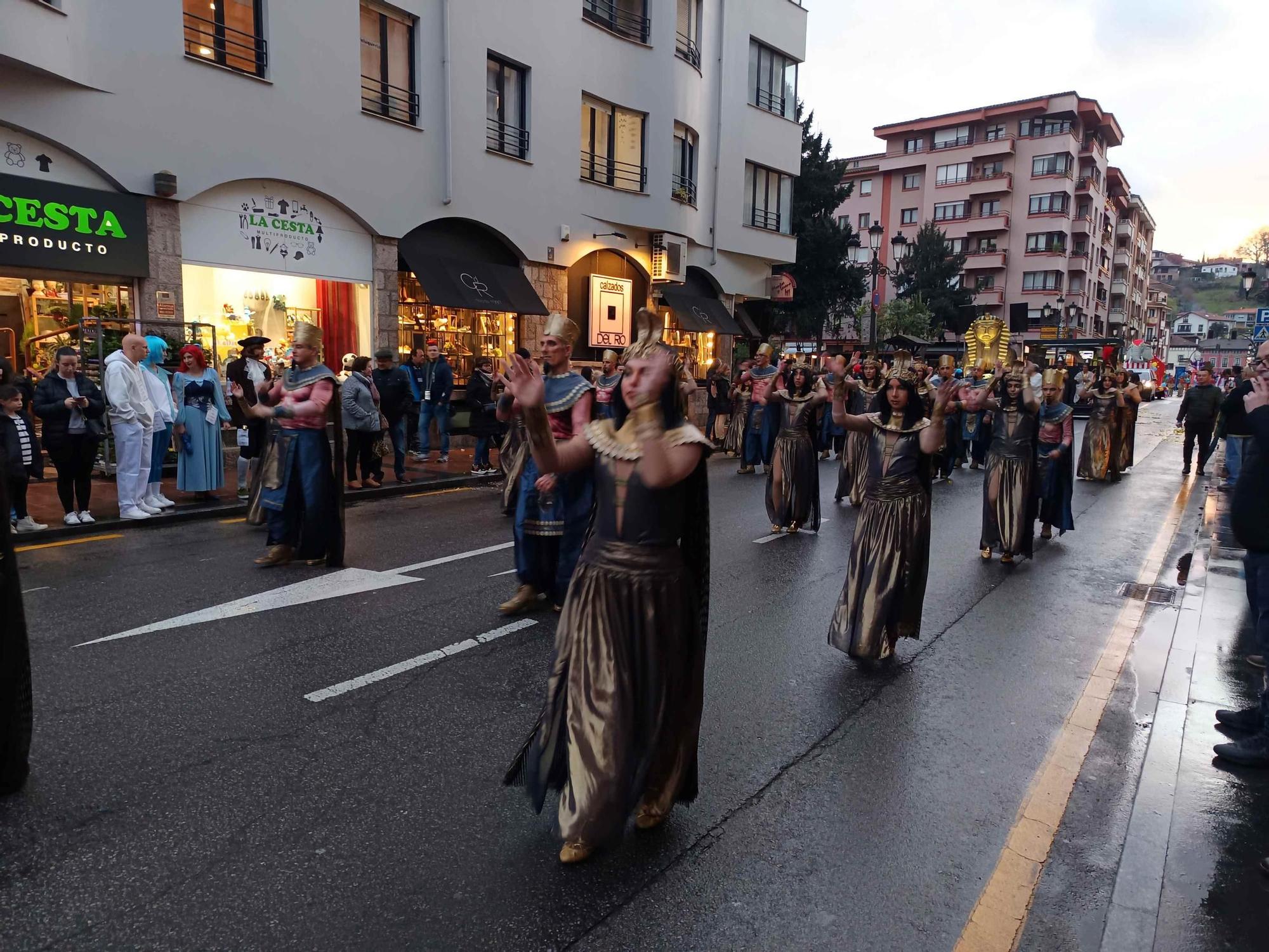 En imágenes: Así fue el desfile de Carnaval de Cangas de Onís