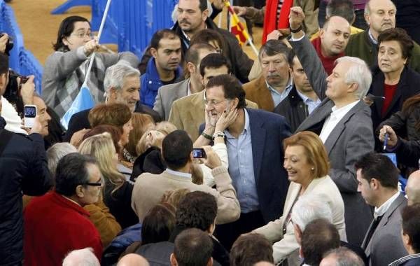 Las imágenes del mitin de la coalición PP-PAR en Zaragoza