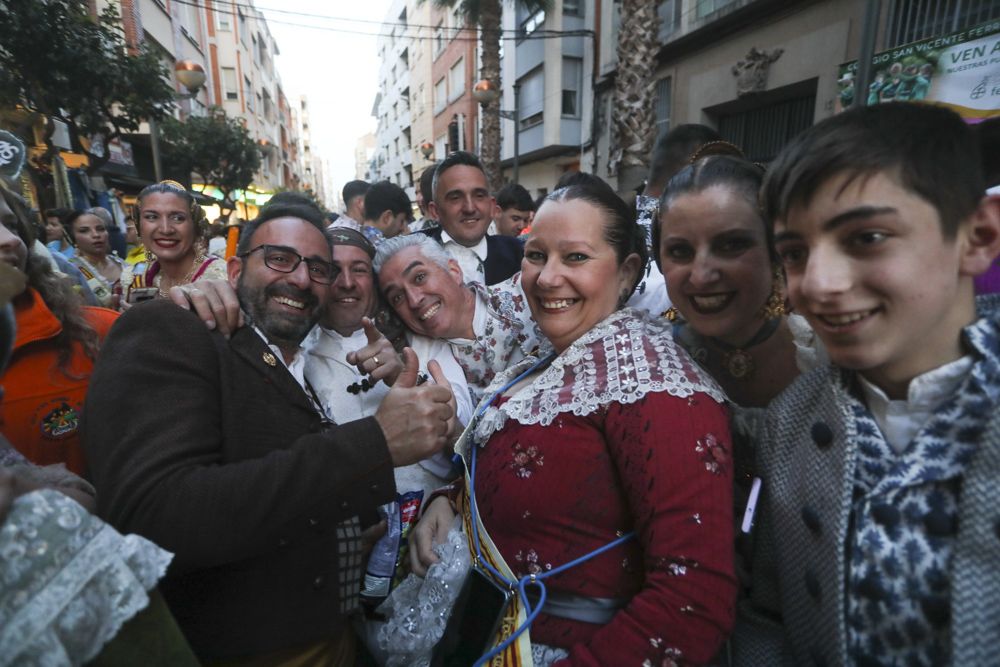 Emoción y nervios en la entrega de premios a las fallas de Sagunt