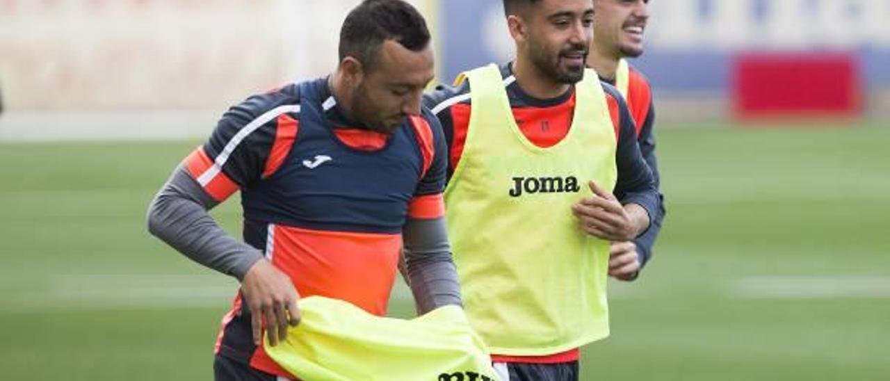 Cazorla, Costa y Quintillà, en un entrenamiento en la Ciudad Deportiva.