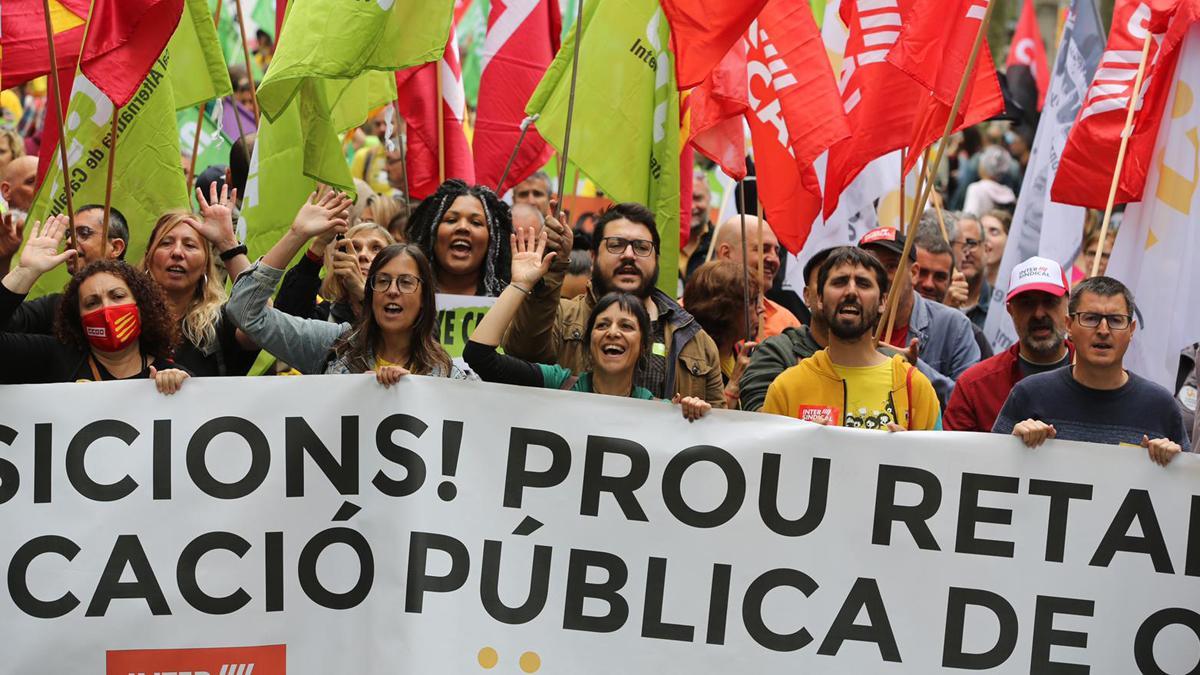 Manifestación de profesores por el centro de Barcelona