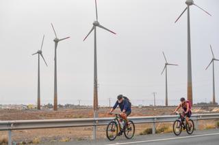 Ribera presiona a Canarias para desatascar a tiempo los proyectos eólicos y fotovoltaicos