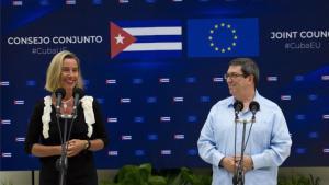 Federica Mogherini, representante de la Unión Europea y ministro de Exteriores cubano, Bruno Rodríguez.