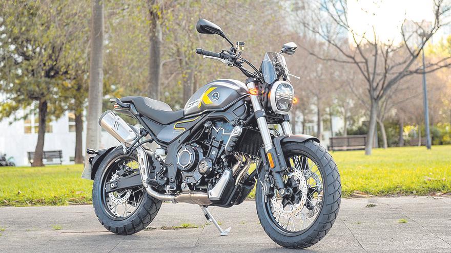 Atractiva Scrambler Neo-Retro para el carnet A2