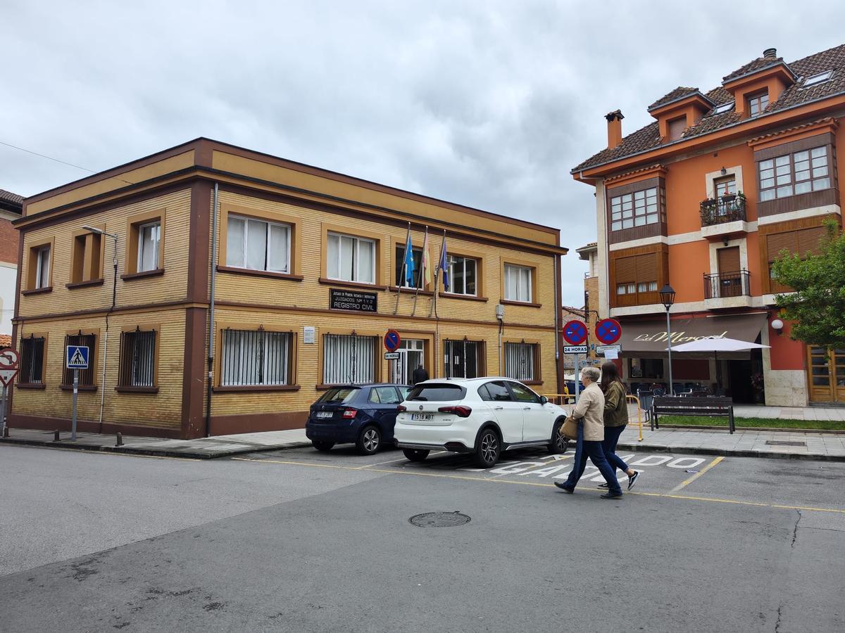 Actuales juzgados, en la plaza Longoria.