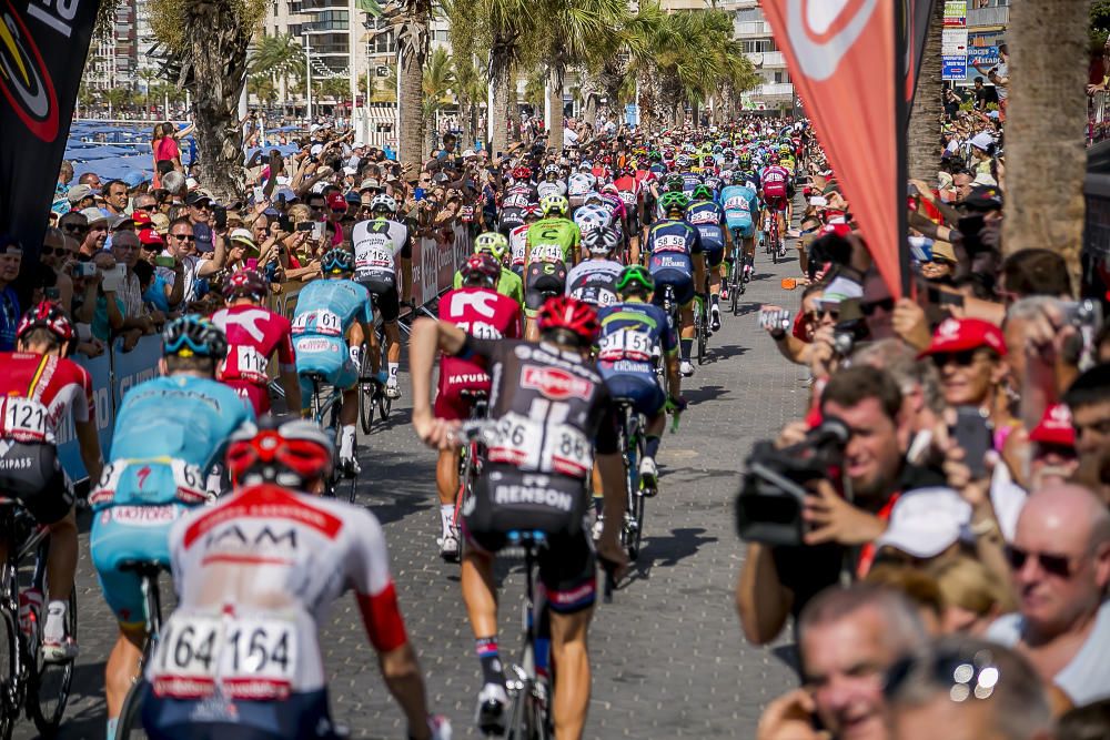 Benidorm acoge a la Vuelta Ciclista a España