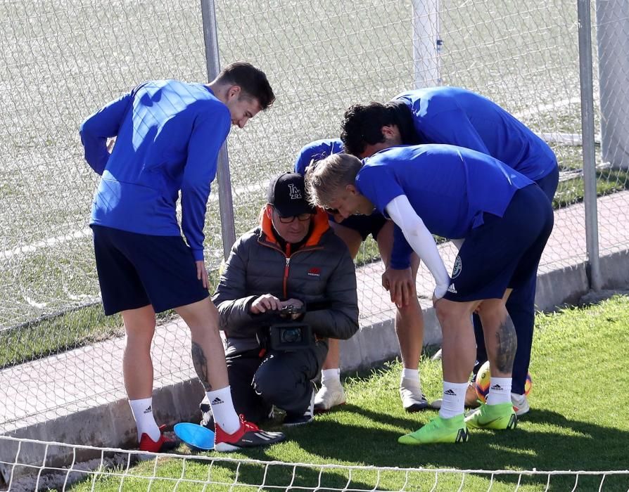 Gayà pide el VAR... en el entrenamiento del Valencia CF