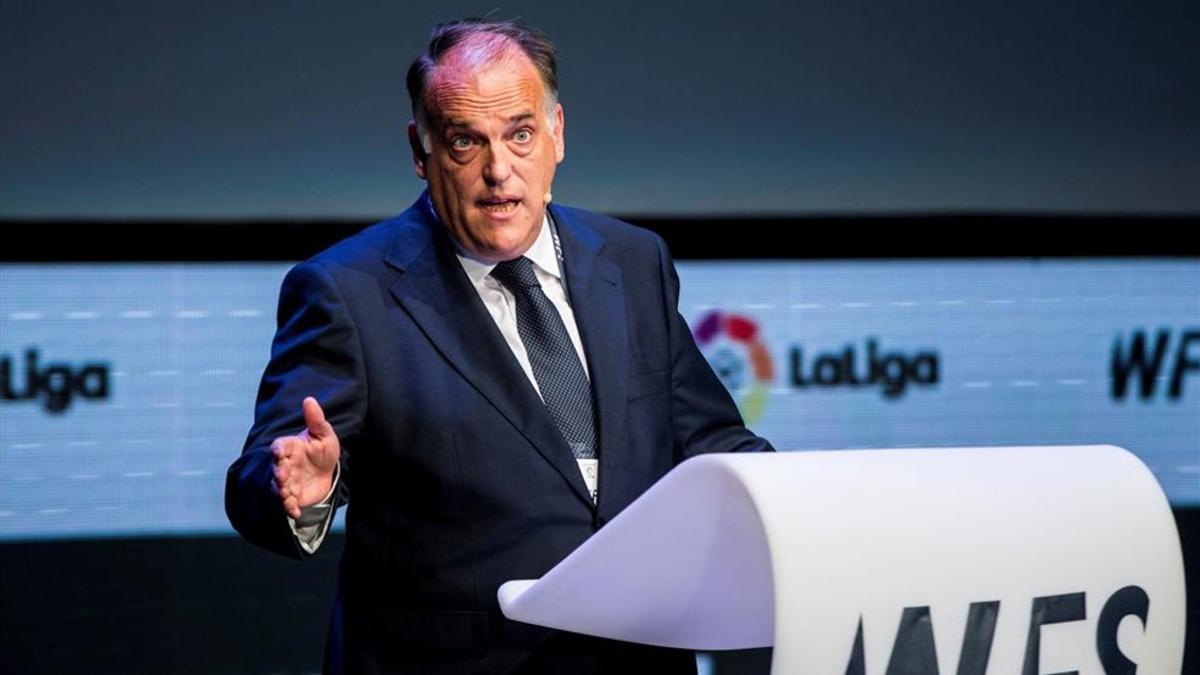 Tebas, madridista y ultra nacionalista español, sueña con poder cerrar el Camp Nou