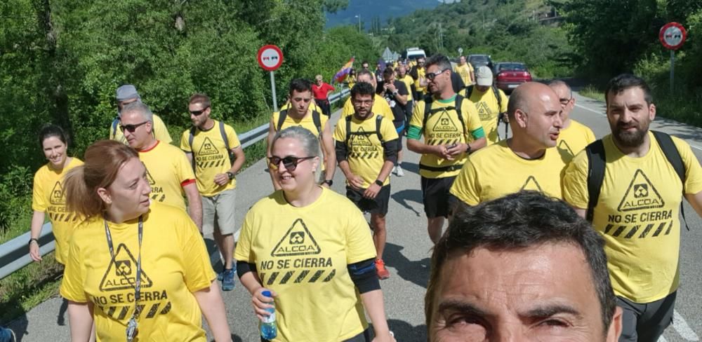 Los trabajadores de Alcoa, arropados por mineros