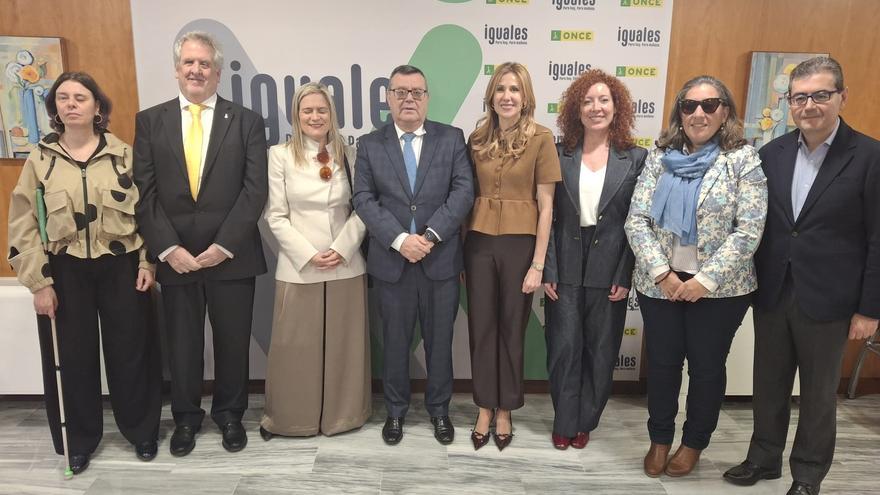 Renuevan el convenio para formar a personas con discapacidad
