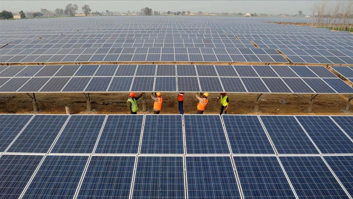 Placas solares en edificios.