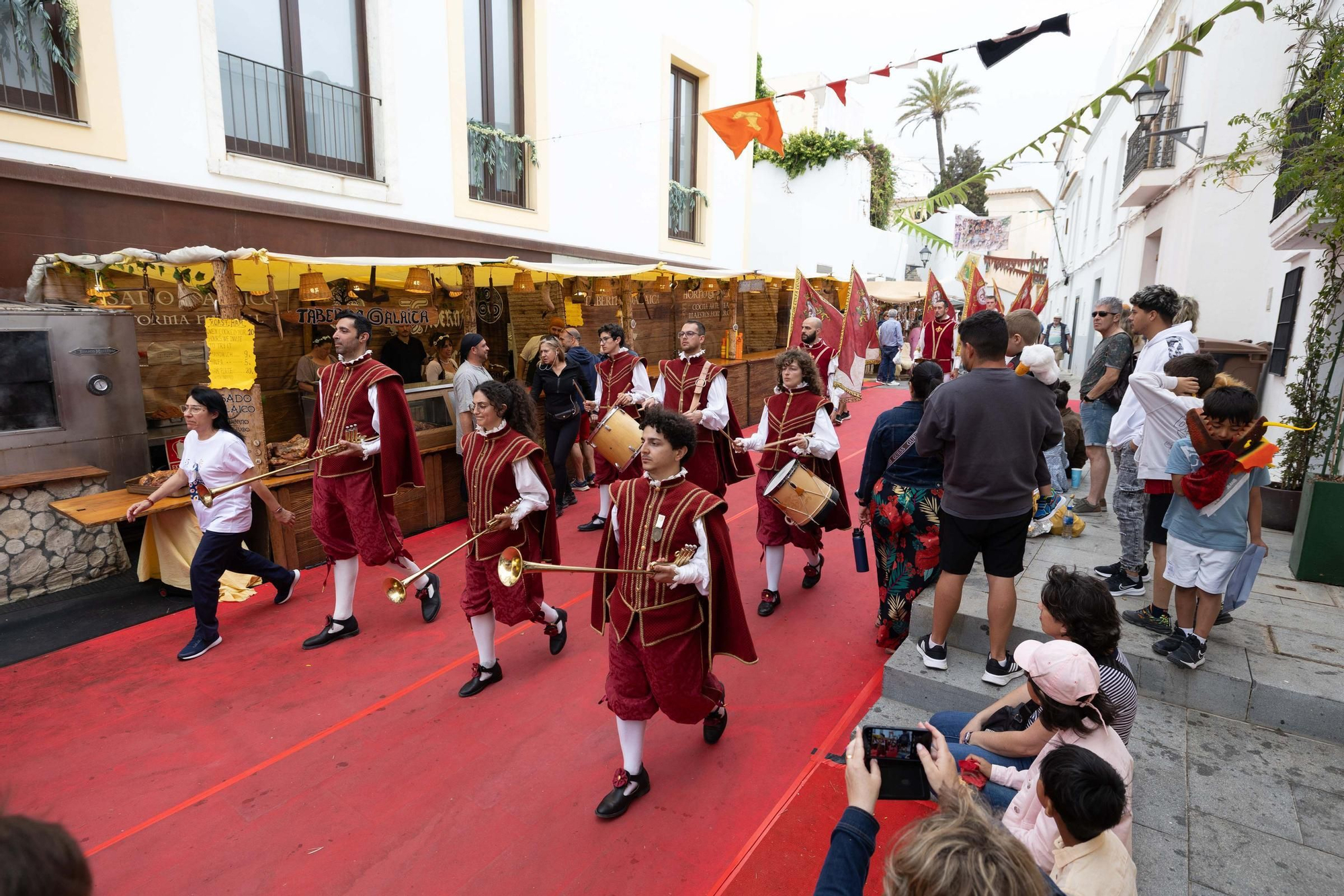 Los best sellers de la Ibiza Medieval: Ni justas ni juglares, aquí reinan los paladares