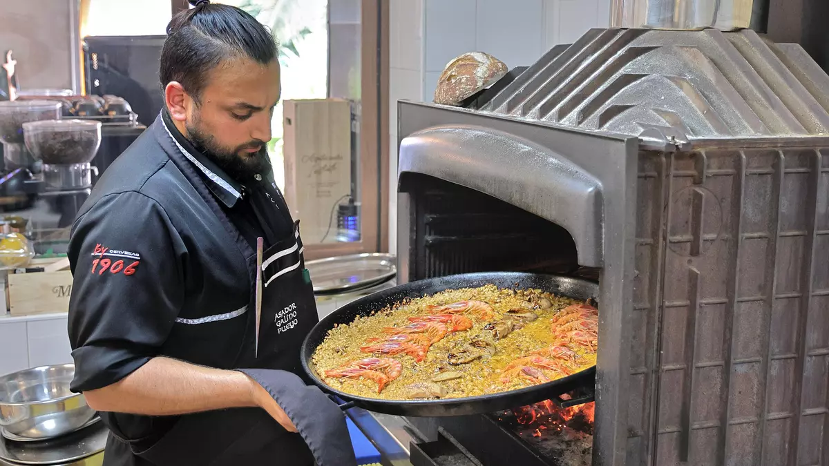 ¡Marchando varias de arroz!