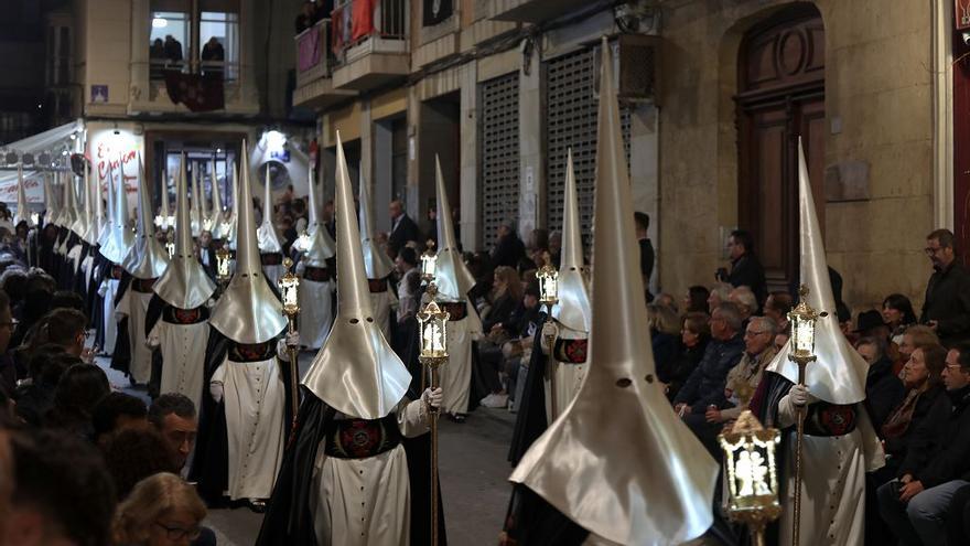 Procesión del Santo Entierro este Viernes Santo en Cartagena, en imágenes