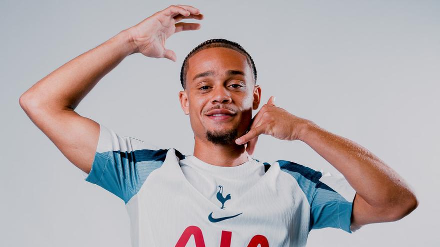 Xavi Simons, nuevo jugador del Tottenham