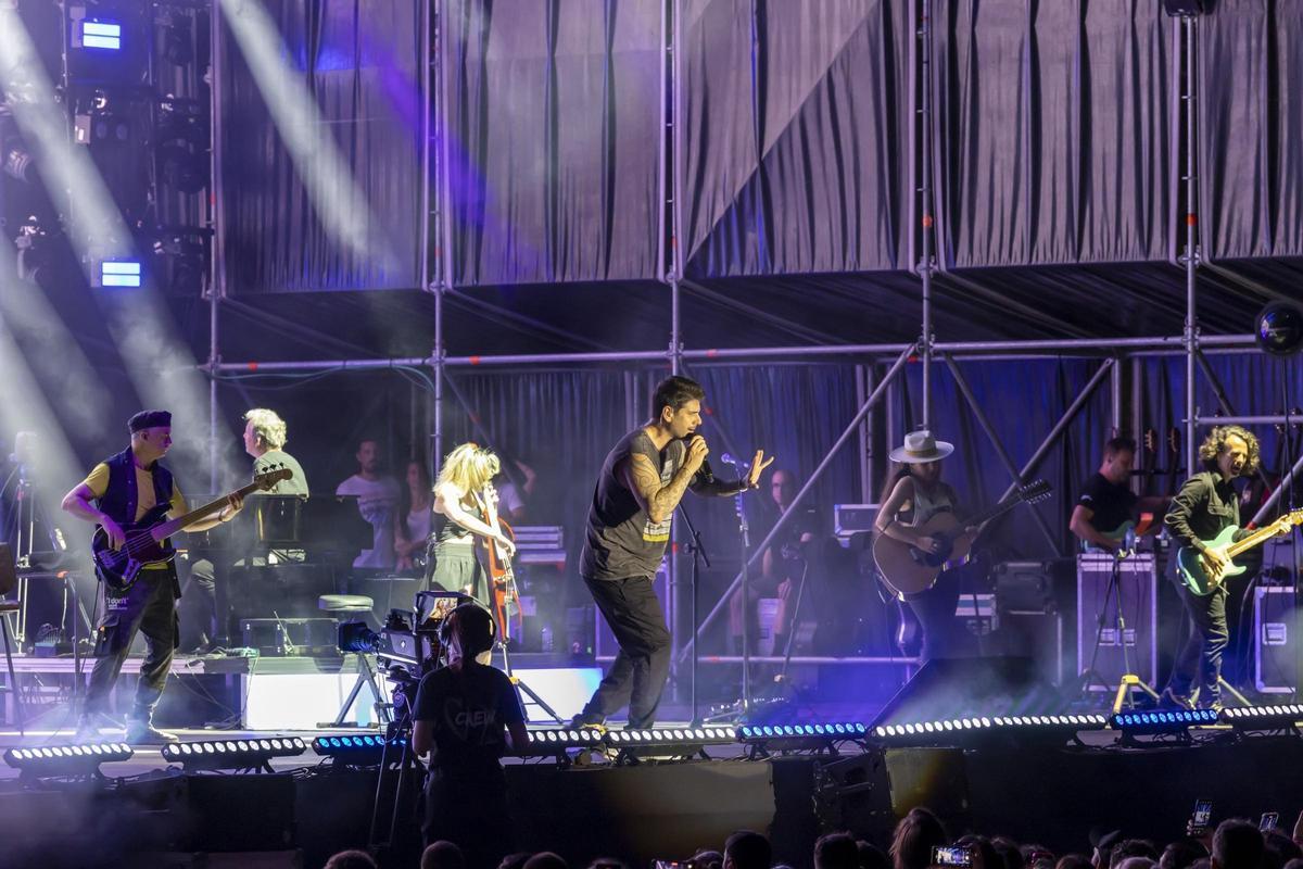 Más de 8.500 personas disfrutan del concierto de Melendi en Brilla Torrevieja