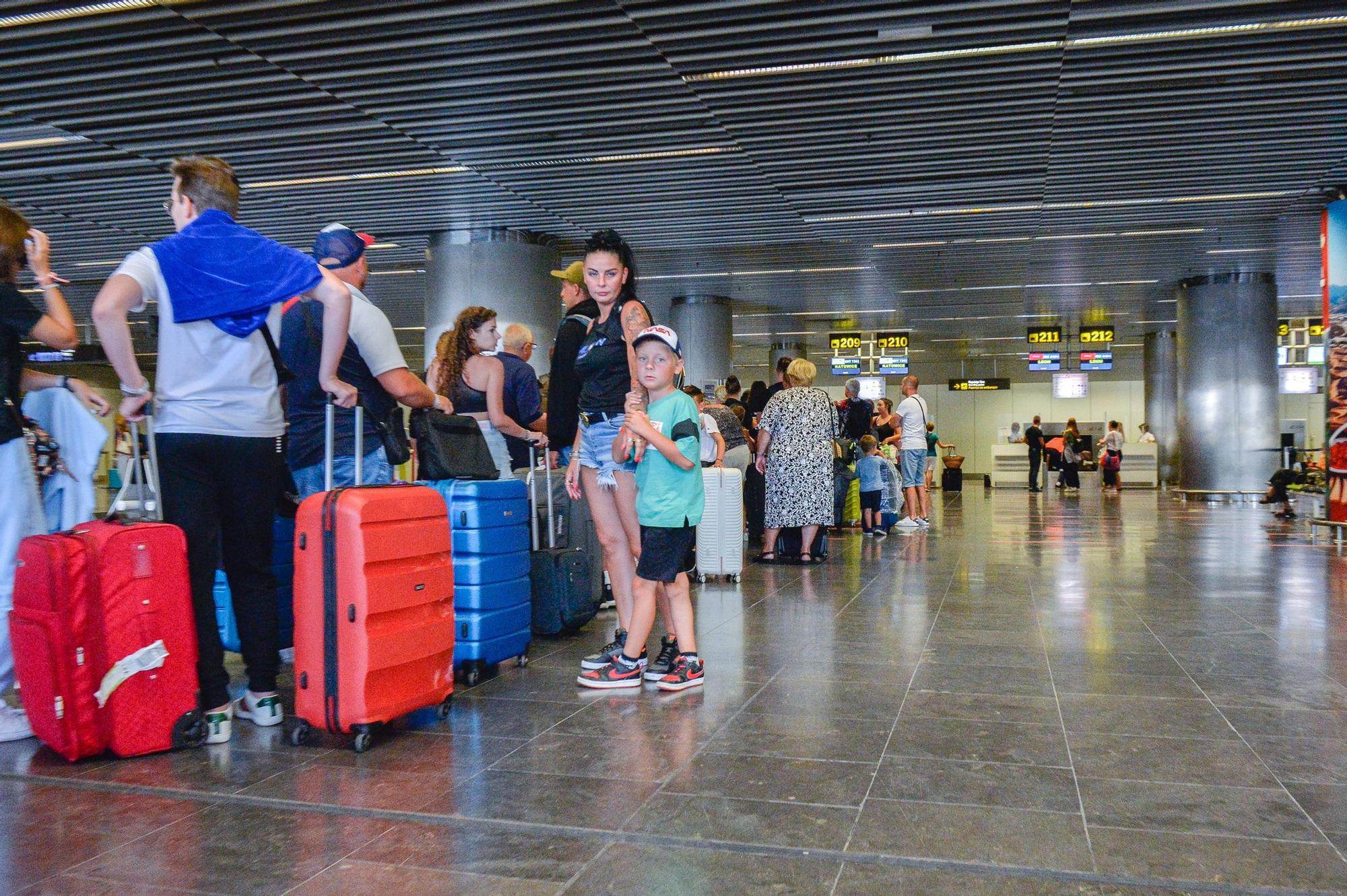 Huelga de compañías aéreas ben el Aeropuerto de Gran Canaria