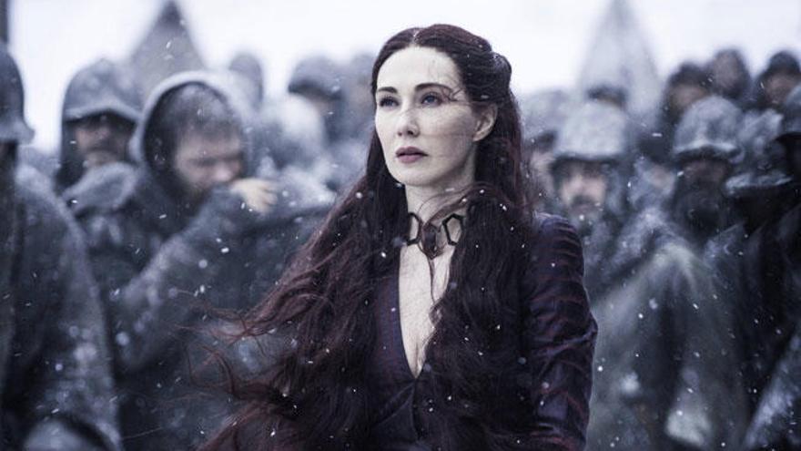 Carice van Houten es Melisandre.