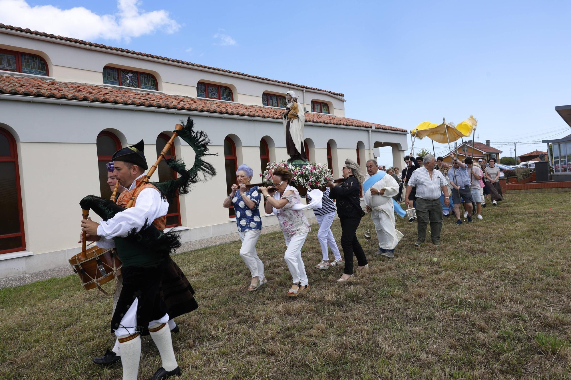 EN IMÁGENES: La fiesta del Carmen en Lavian (Gozón)