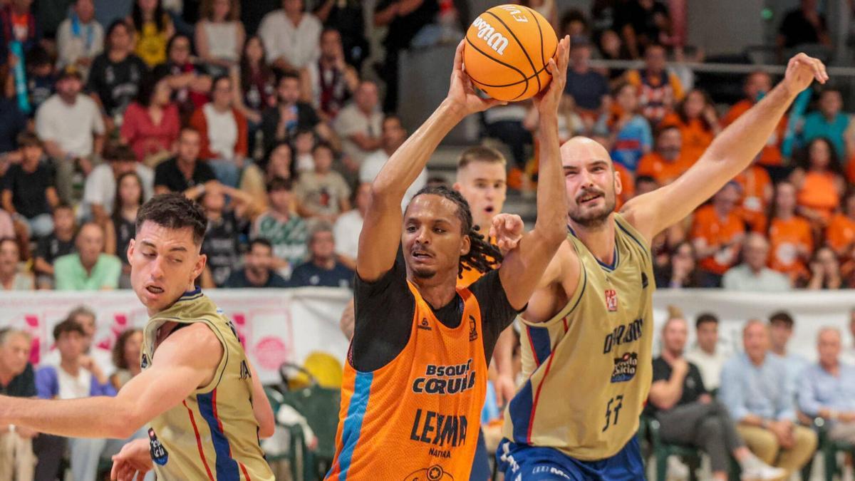 82-89 | Verge impone su ritmo en el triunfo del Leyma contra el Obradoiro en Vilagarcía
