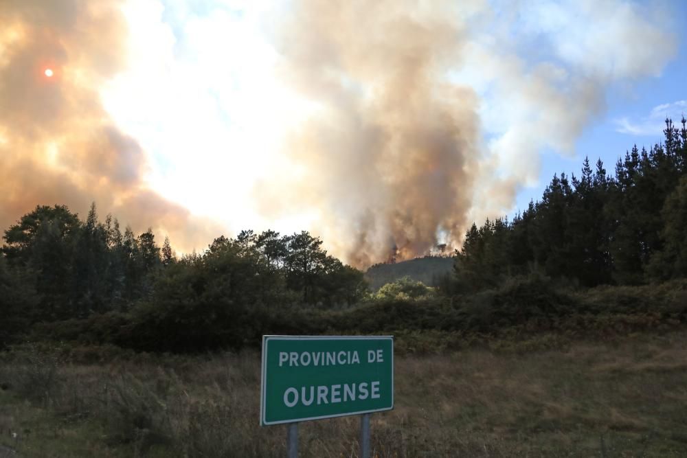 Arde la provincia de Ourense