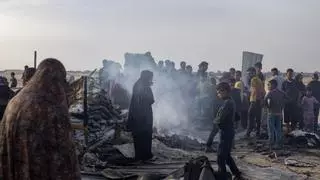 "Cuerpos calcinados y extremidades desmembradas": el horror del ataque israelí contra desplazados en Rafah