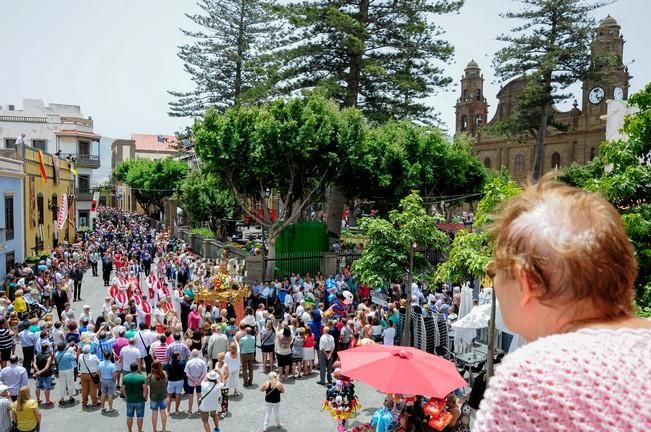 Procesion por el dia grande de Santiago de Galdar