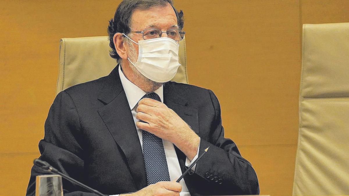 Rajoy durant la seva compareixença en la comissió d’investigació de la trama Kitchen. | JOSÉ LUIS ROCA