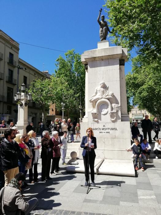 L'alaldessa Marta Felip en l'acte del centenari del monument