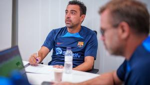 El Barça, a l’espera de Xavi i els defenses