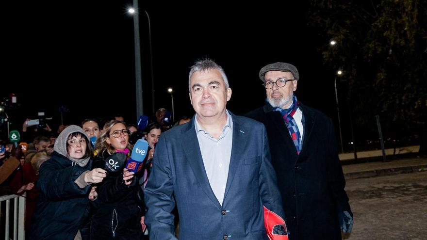 CERDÁN SALIDA CÁRCEL | Cerdán, al salir de prisión: «Confío que la verdad se imponga y que al final con esa verdad se haga justicia»