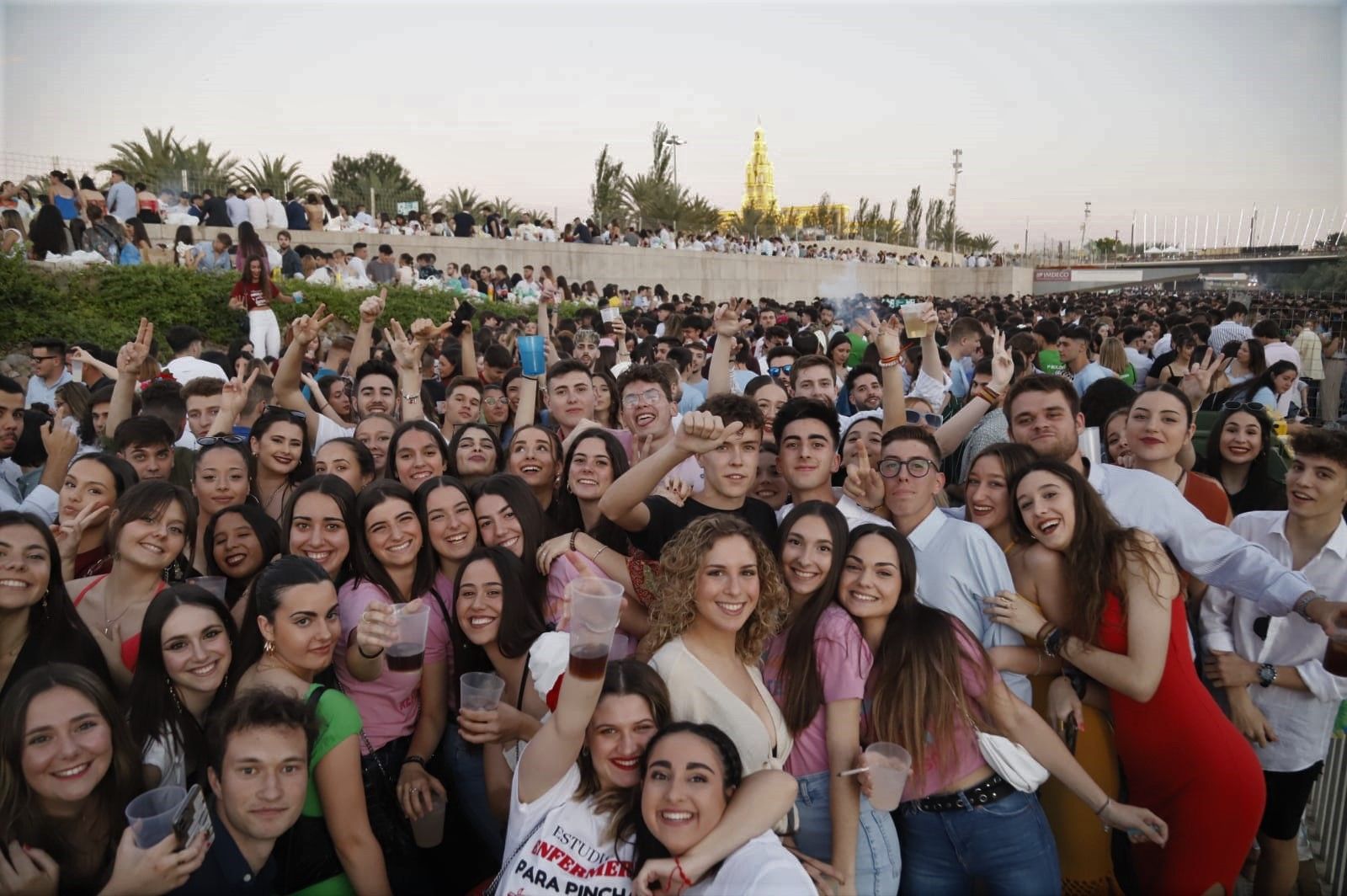 Vuelve el botellón del miércoles de Feria