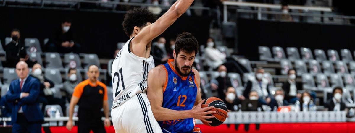 El Valencia Basket no puede con la maldición del Astroballe