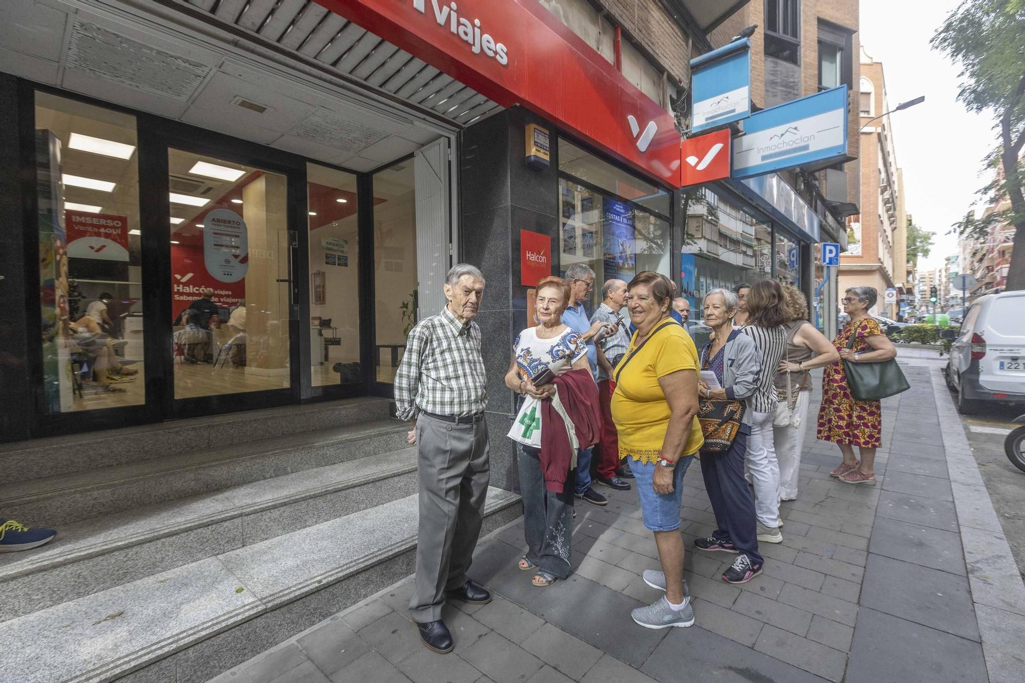 Las colas del Imserso en Alicante