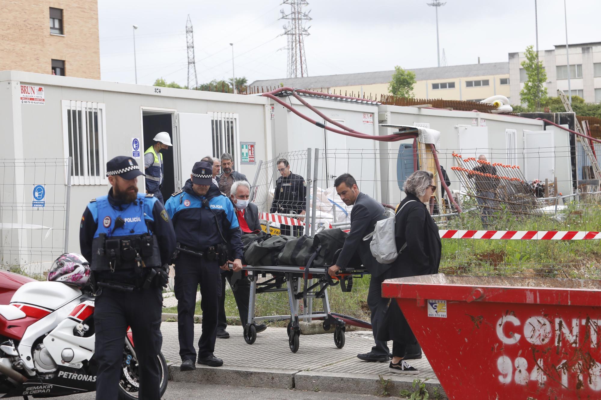 En imágenes: Accidente laboral en Gijón