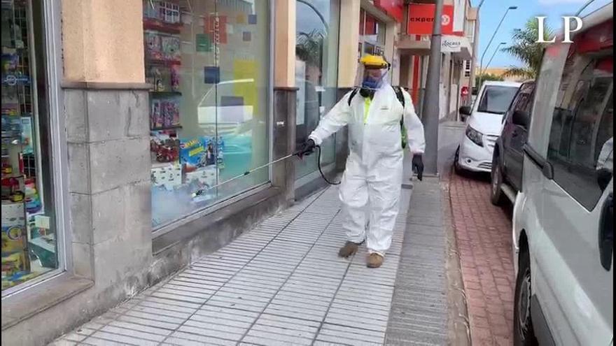 Coronavirus en Canarias | Desinfección de la UME en Gáldar