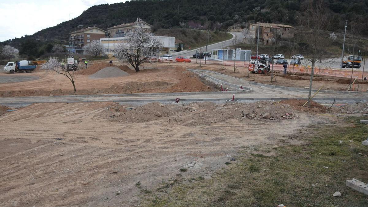 Estat de les obres ahir dilluns del parc central de Puig-reig | GUILLEM CAMPS